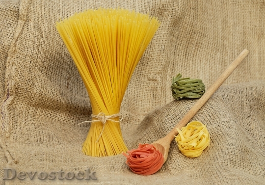 Devostock Food Pasta Spaghetti 20969 4K