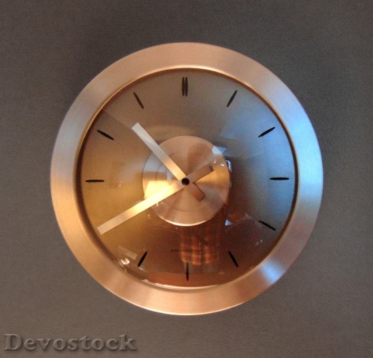 Devostock Glass Technology Time 77140 4K