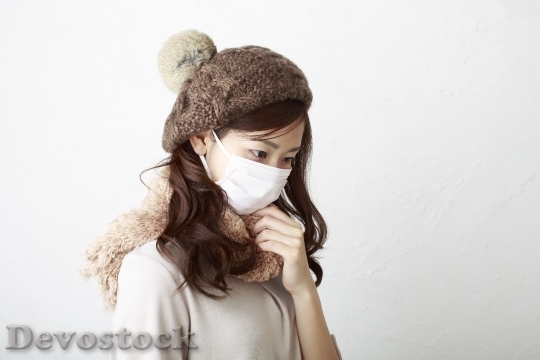 Devostock Beautiful Japanese woman Hat Snow Mask