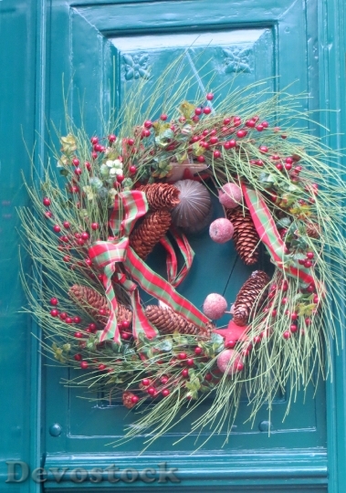 Devostock Door Decoration Wreath Chritmas 4K