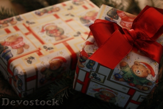 Devostock Gift Made Christmas Wraping 4K