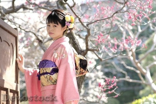Devostock JAPANESE Girl Traditional Dress KIMONOS 4