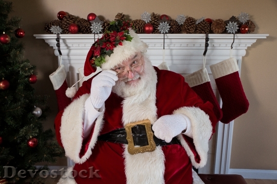 Devostock Santa Claus Merry Christas 1 4K