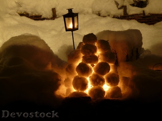 Devostock Winter Lantern ChristmasSnow 4K