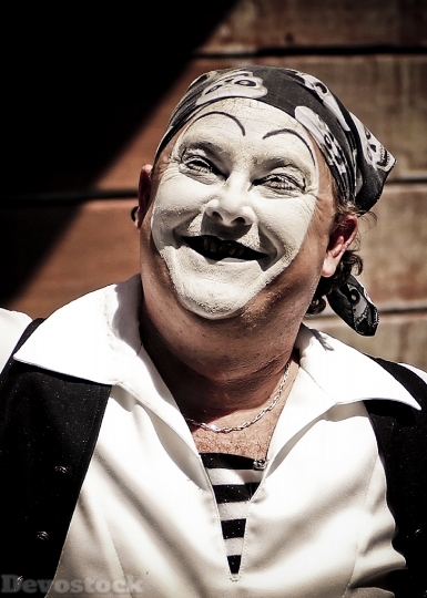 Devostock Clown Mime Face Expression 4K