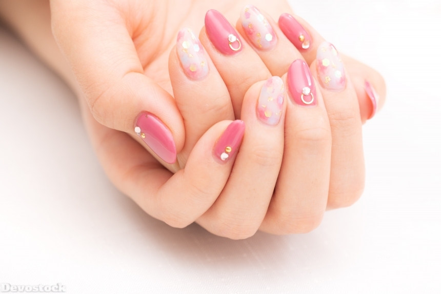 Devostock Girl hands Fingers Nails Arts Pink Color 4k
