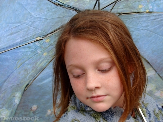 Devostock Girl Pensive Rain Umbrella 4K
