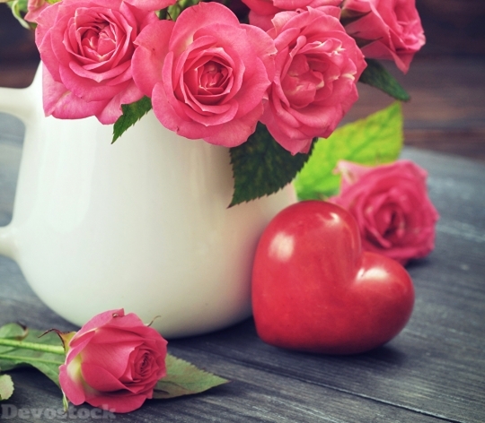 Devostock Roses Pink Color Heart Love 4k