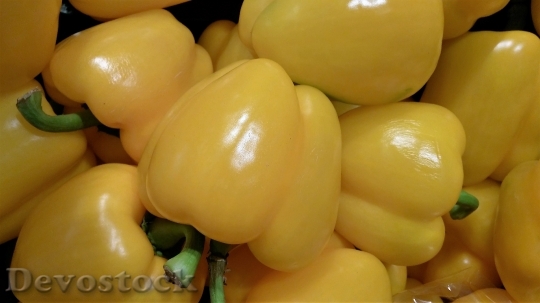 Devostock Paprika Yellow Hungary Vegetables