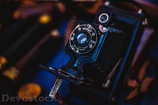 Devostock Camera Dark Vintage 70731 4K