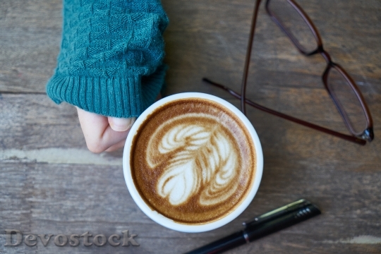 Devostock Coffee Pen Sweater 45940 4K