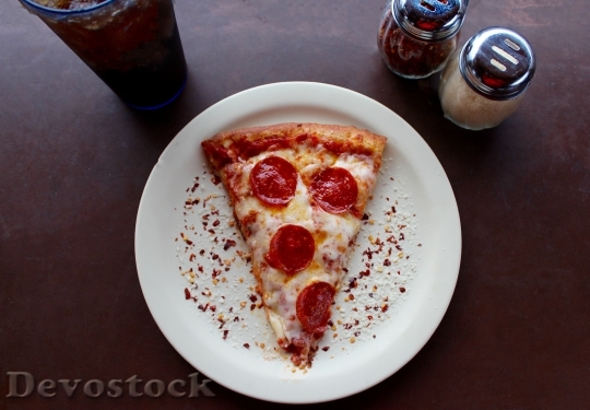 Devostock Food Plate Pizza 70887 4K