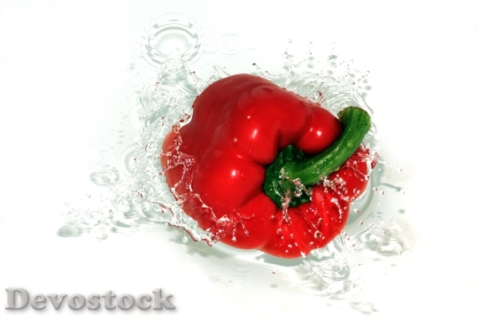 Devostock Food Water Bell Pepper 13231 4K