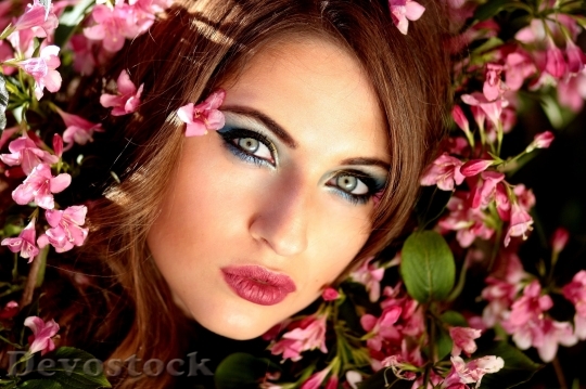 Devostock Girl Flowers Pink Blue Eyes 10643 4K.jpeg