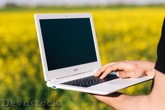 Devostock Hands Laptop Technology 46136 4K