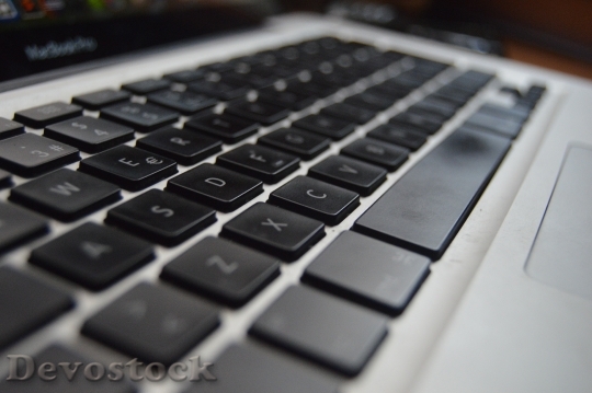 Devostock Laptop Macbook Pro Internet 6026 4K