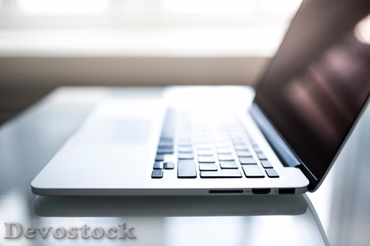 Devostock Laptop Macbook Pro Macbook 79299 4K