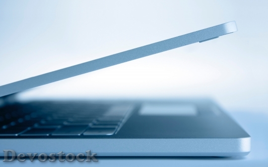 Devostock Laptop Macbook Technology 9305 4K