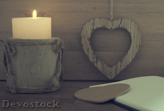 Devostock Light Heart Romantic 16393 4K