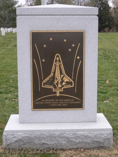 Devostock Monument Space Shuttle Arlington HD
