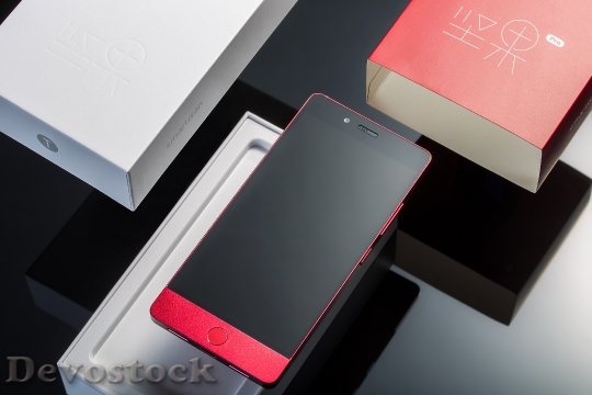 Devostock Red Technology Mobile Phone 41041 4K