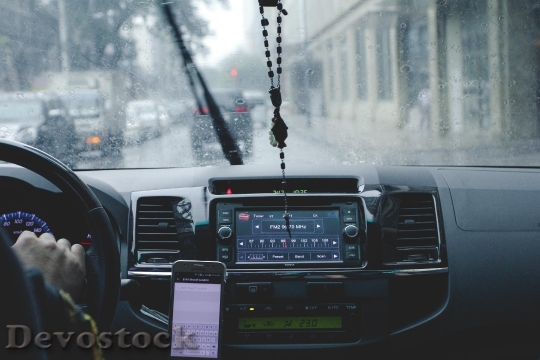 Devostock Traffic Smartphone Car 102441 4K