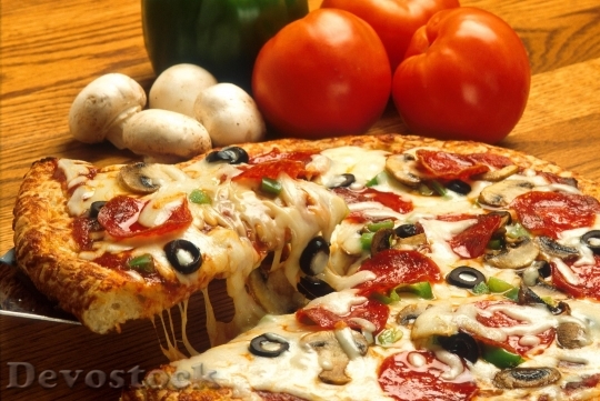 Devostock Vegetables Italian Pizza 4K
