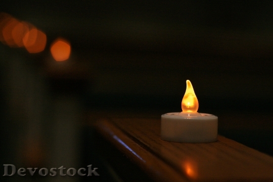 Devostock Artificial Candle Candle Curch 4K