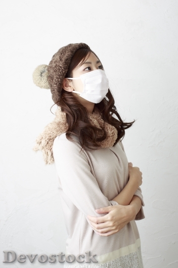 Devostock Beautiful Japanese woman Hat Winter Mask