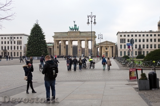 Devostock Brandenburg Gate Berlin 53114 4K
