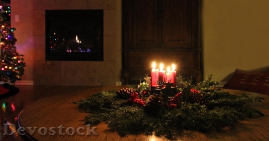 Devostock Christmas Candle Holiday Decortion 4K