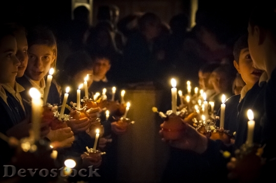 Devostock Christmas Children Candle 112016 4K