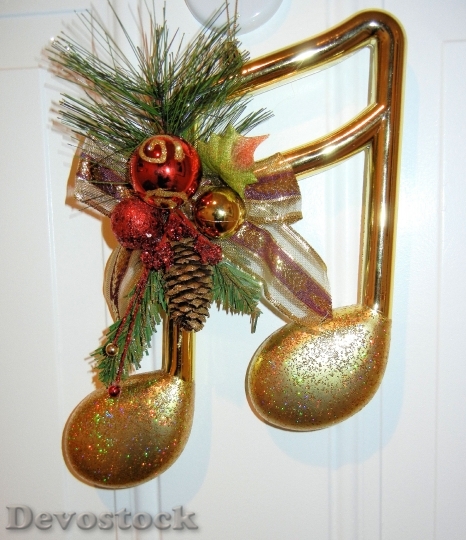 Devostock Christmas Door Ornament usic 4K