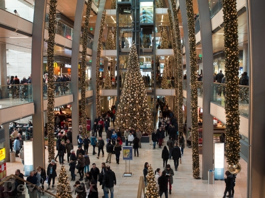 Devostock Christmas Shopping Hamburg Lghts 4K