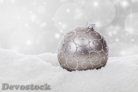 Devostock Christmas Snow Decoration Hoiday 4K