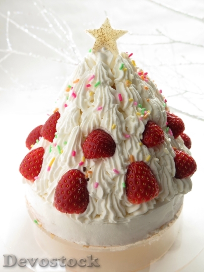 Devostock Christmas Tree Cake Illumintion 4K