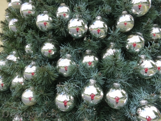 Devostock Christmas Tree Decorations 92229 4K