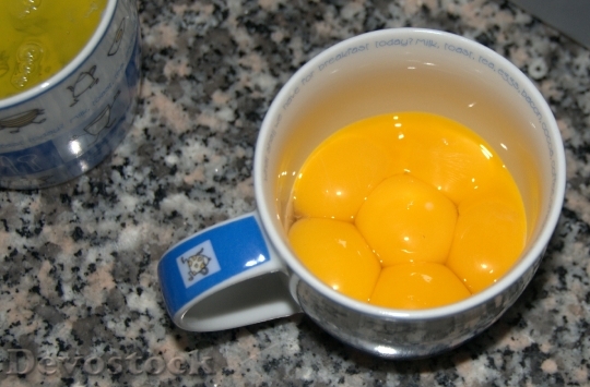 Devostock Egg Yolk YolkBake 4K