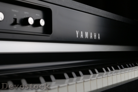 Devostock ELECTRONIC PIANO Yamaha