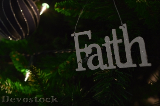 Devostock Faith Christmas ChristmasTree 4K