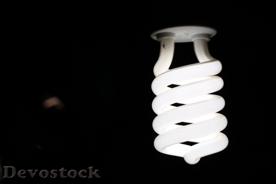 Devostock Light Dark Bulb 111530 4K