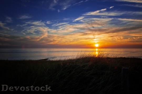Devostock Light Sea Dawn 07018 4K