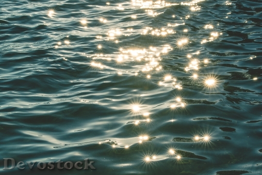 Devostock Light Sea Dawn 35310 4K