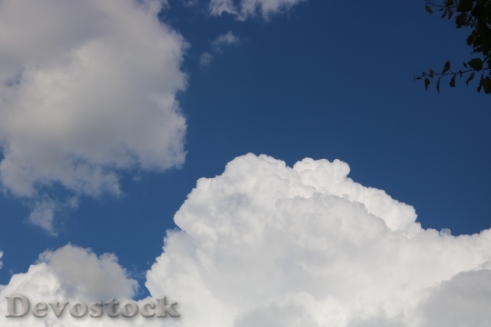 Devostock Light Sky Clouds 19450 4K