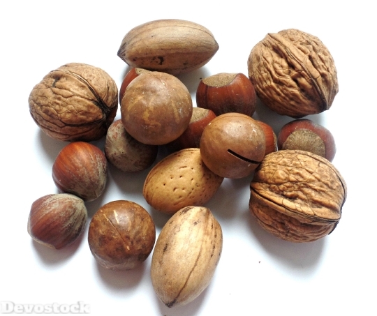Devostock Nut Walnut Brazi Nut 4K