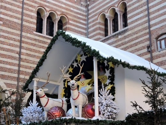 Devostock Reindeer Christmas House Paazzo 4K
