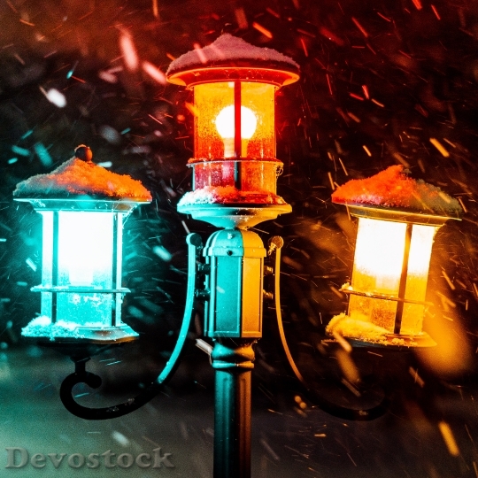 Devostock Snow Lights Dark 136807 4K