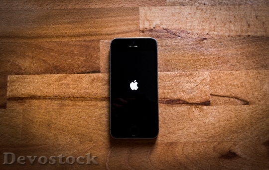 Devostock Wood Apple Iphone 129486 4K