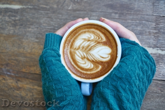 Devostock Wood Hands Caffeine 45993 4K