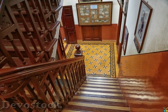 Devostock Wood Stairs Steps 16743 4K